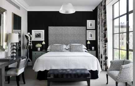 crosby-street-hotel-1006-bed-straight-on