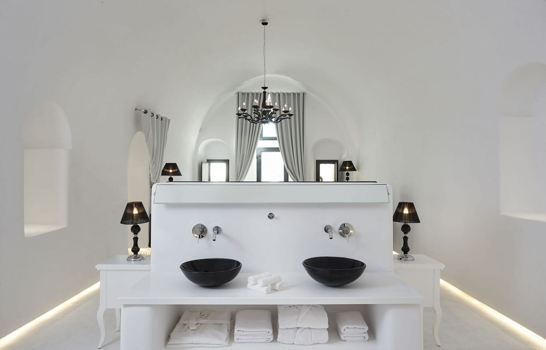 Dreams Luxury Suites, Santorini. Hotel Review by TravelPlusStyle. Photo © Dreams Luxury Suites