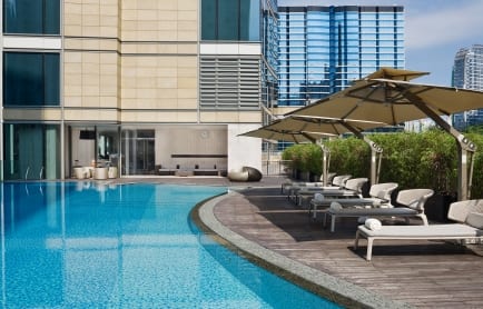 hi_hkgeh_59655843_beast_-_pool_h