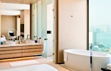 Suite. EAST, Hongkong