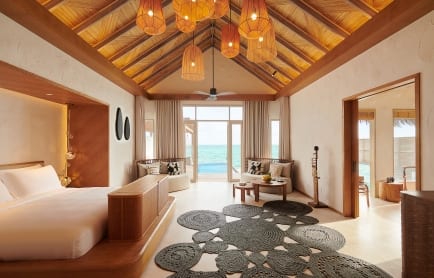 grand-water-sunset-villa-bedroom-1_0