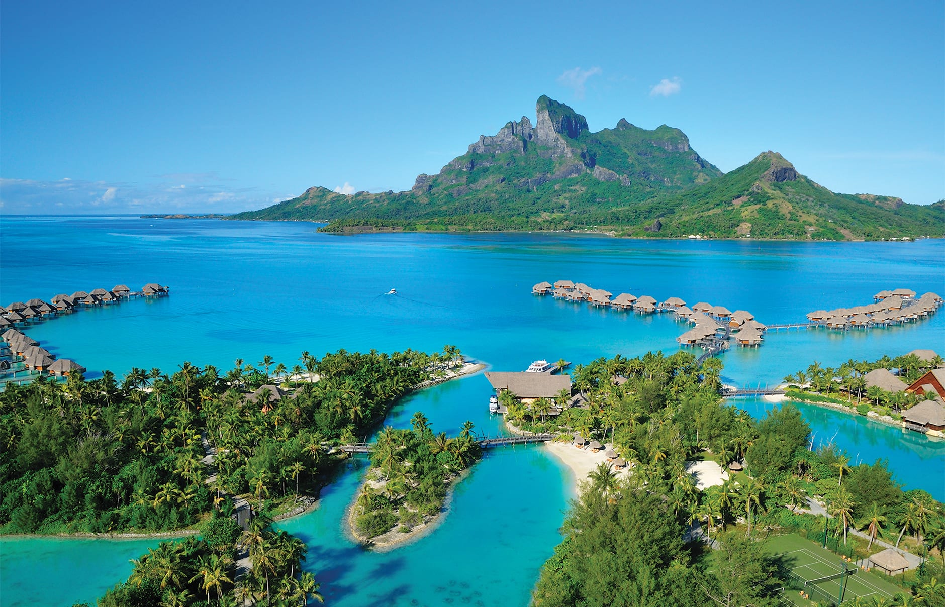 Four Seasons Resort Bora Bora, French Polynesia. Hotel Review. © Four Seasons Hotels Limited 