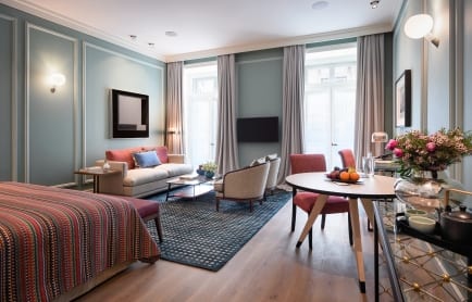 112150199-h1-junior_suite_2