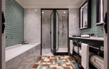 112150243-h1-junior_suite_7