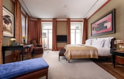 114245044-h1-suite_306-1