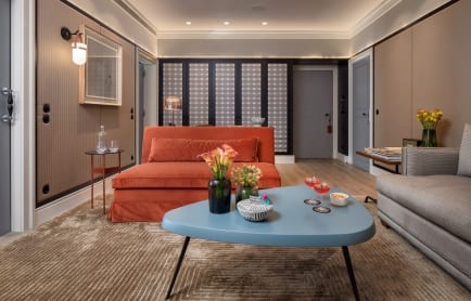 114262802-h1-suite_319-4