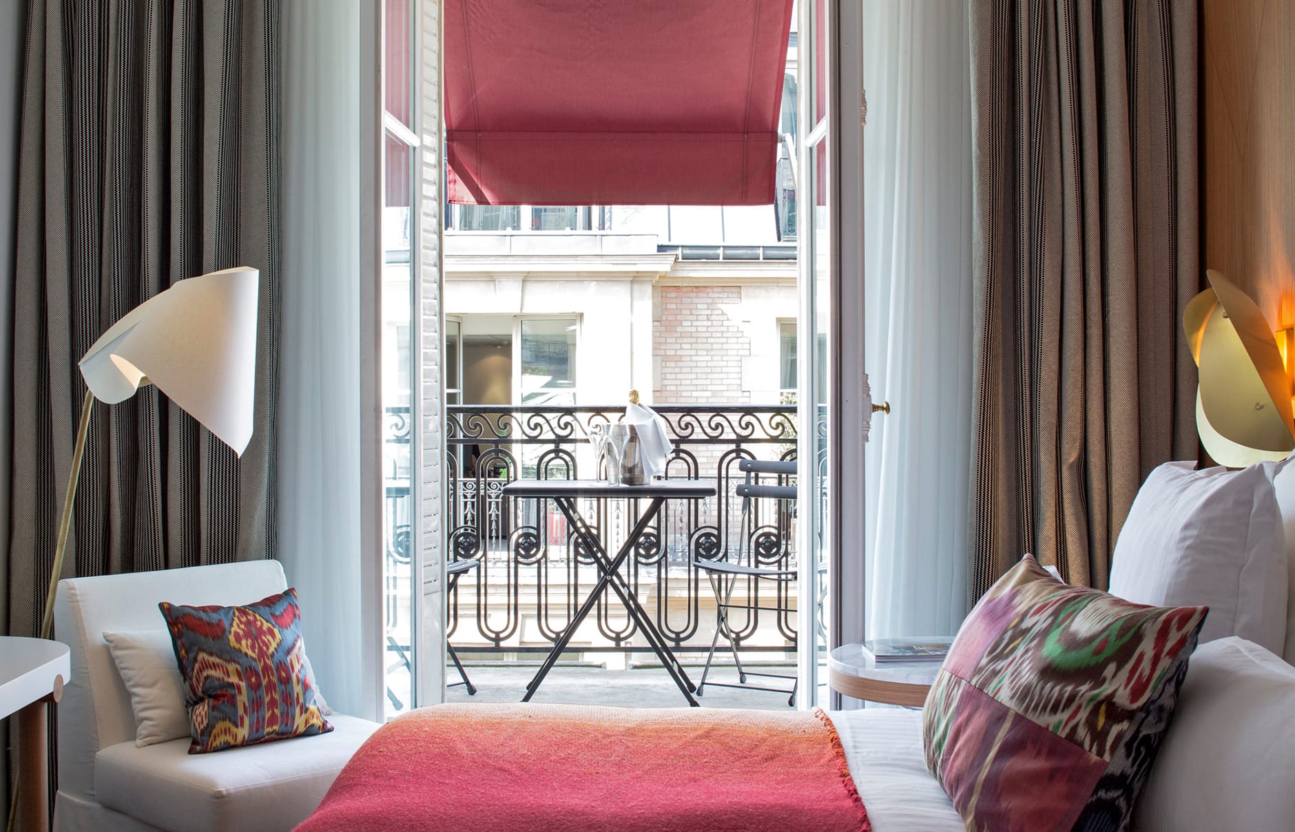 Hôtel Vernet, Paris, France. Hotel Review by TravelPlusStyle. Photo © Hôtel Vernet 