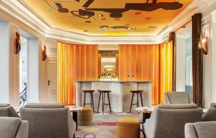 3-hotel-vernet-paris-bar