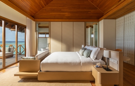 two-bedroom-ocean-pavilion-with-pool-master-bedroom_overview