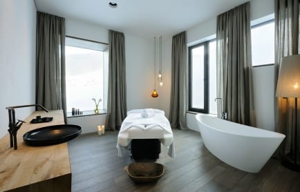 wiesergut-by-gogl-architekten-26