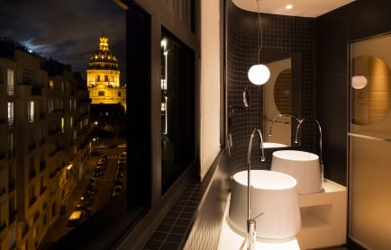 chambre-302-deluxe-sdb