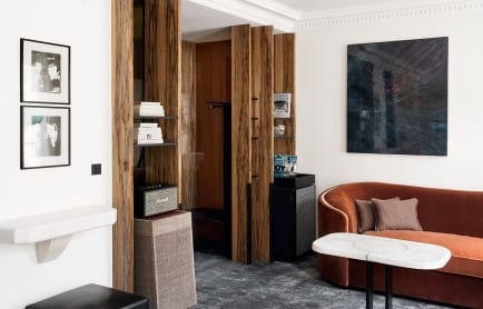 les-bains-deluxe-room-r-2