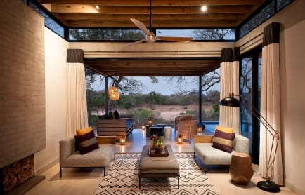 jacanasuiteprivatelounge-191244