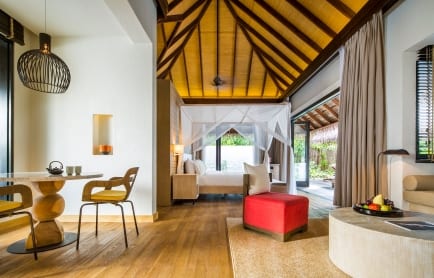 65832578-h1-1_bedroom_beach_suite