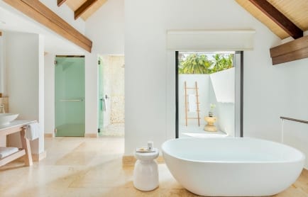 86110121-h1-two_bedroom_beach_house_bathroom