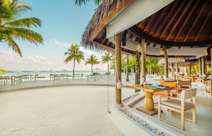 86118910-h1-madi_outdoor_seating