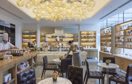 shanghai-fine-dining-cake-shop