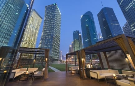 shanghai-fine-dining-qi-bar-terrace-01
