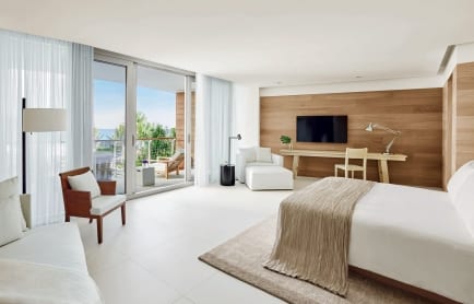 96236945-h1-miaeb-bungalow-0042-hor-clsc