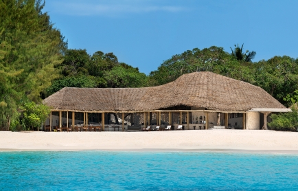 zanzibar-mnemba-island-beach-view-5