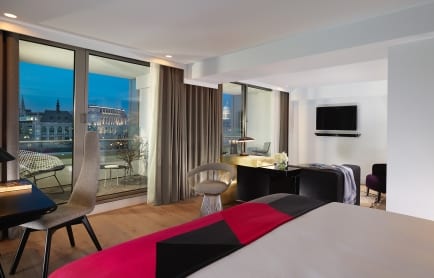 Sea Containers London