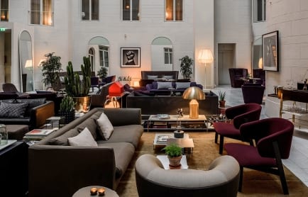 stonb-seating-area-4100-hor-clsc