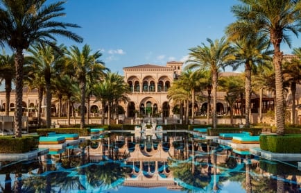 oo_thepalm_pool_mainpool_