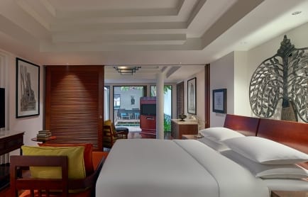 REPPH_P229 Executive Suite Bedroom