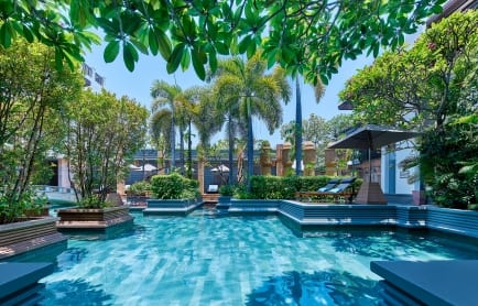 REPPH_P230 Freeform Pool