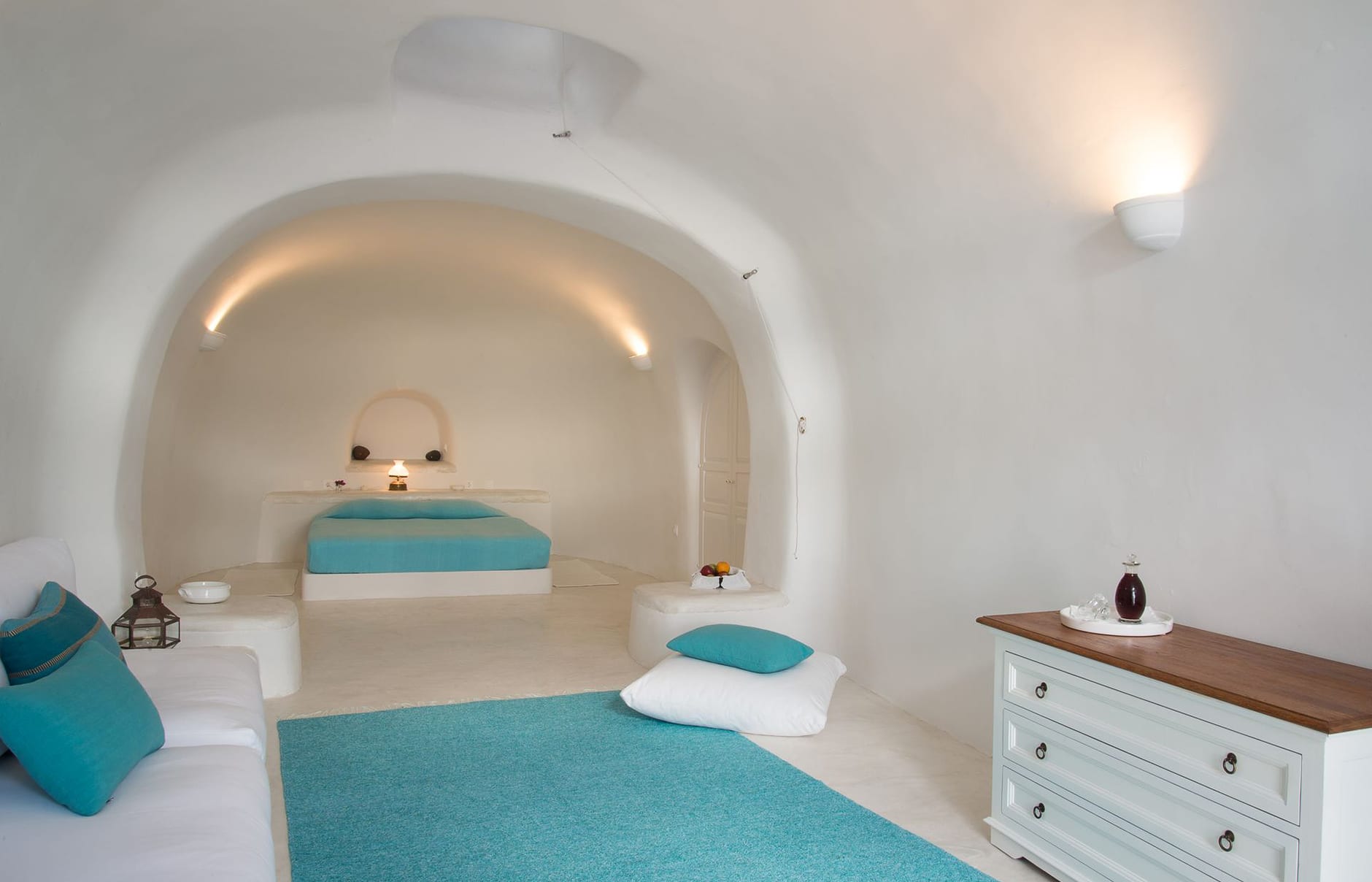 Perivolas, Santorini, Greece. Luxury Hotel Review by TravelPlusStyle © Perivolas