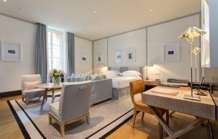 75269993-h1-deluxestudio_2