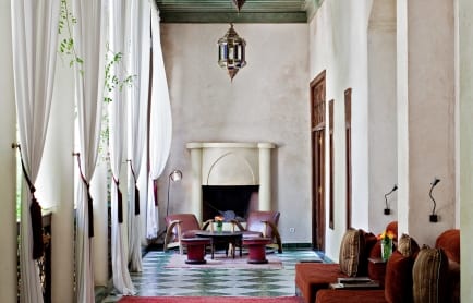 colonnadejoannavestey