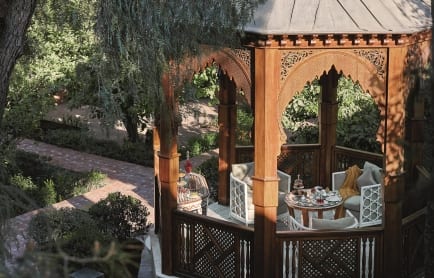 80615172-h1-kiosque_-_sparoyalmansour