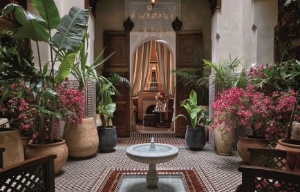 80615922-h1-riad_privilege_-_patio