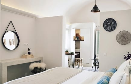 santo-maris-oia_deluxe-junior-suite-sea-view_03