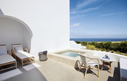 santo-maris-oia_junior-suite-sea-view_01