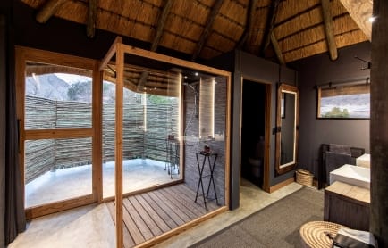 standardroom_serracafema_tcunniffe_004