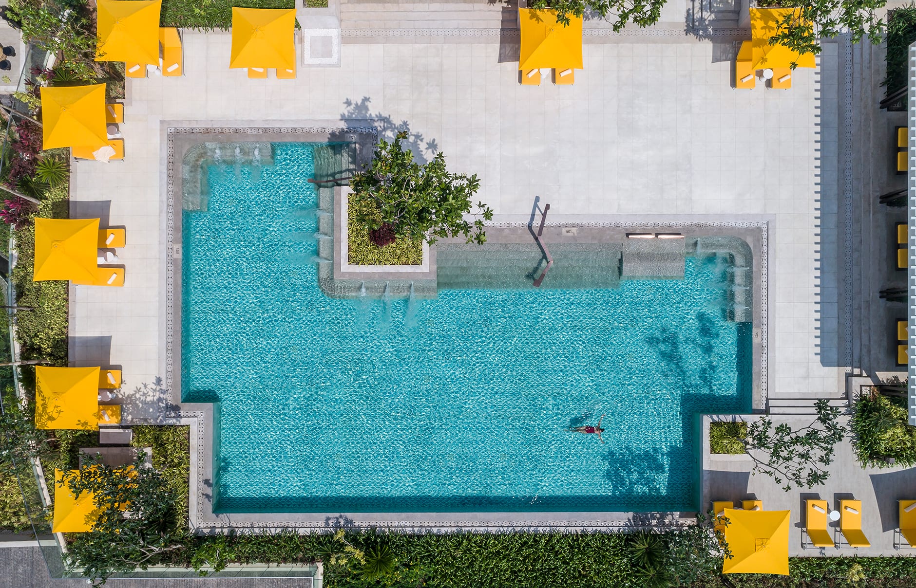 Swimming pool. Shangri-La Hotel Colombo, Sri Lanka. Hotel Review by TravelPlusStyle. Photo © Shangri-La 