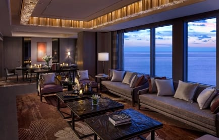 1b-shangri-la-suite-living-area