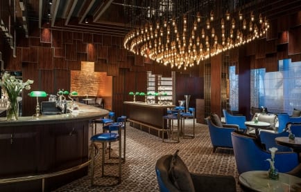 2-capital-bar-grill-bar-area