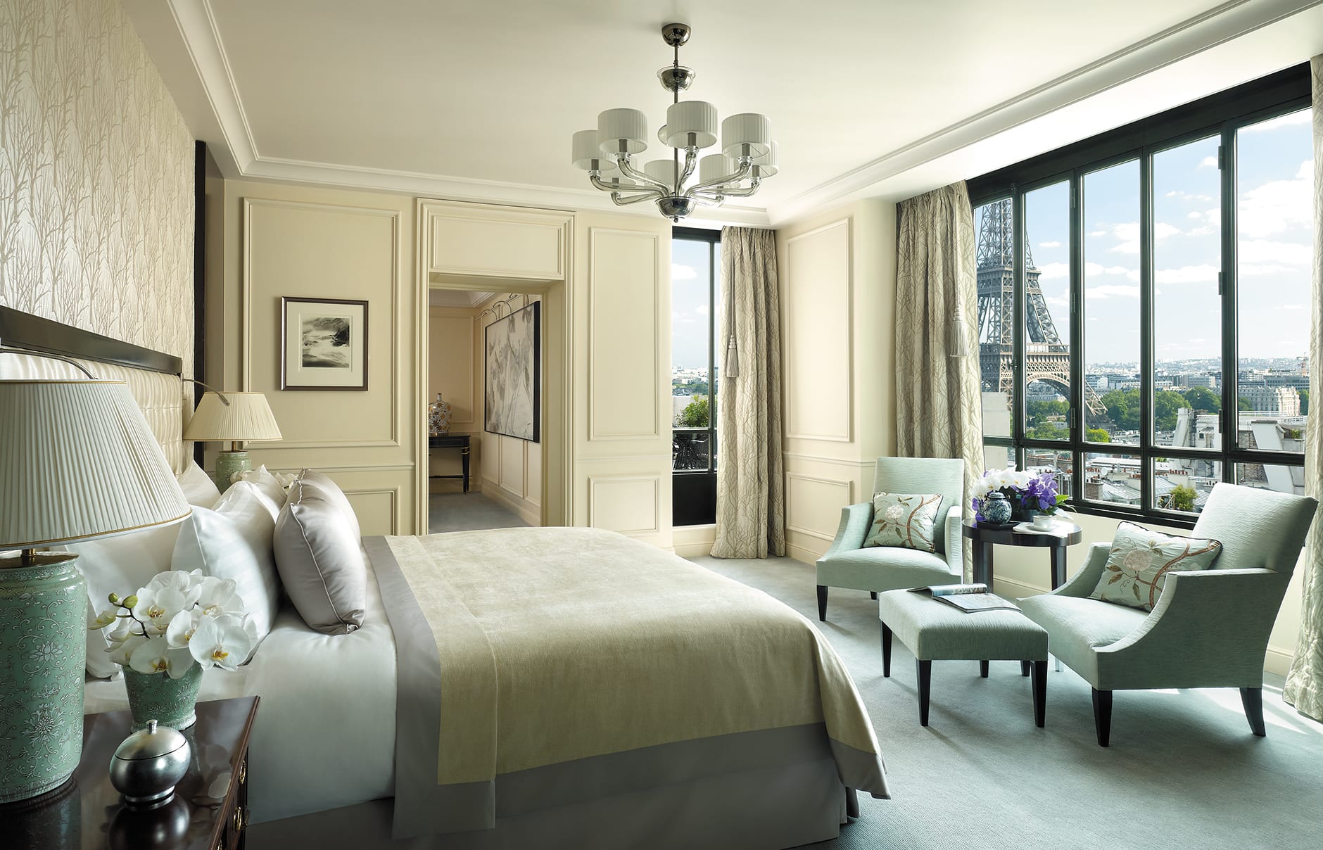 Shangri-La Hotel Paris, France. Hotel Review. Photo © Shangri-La International 