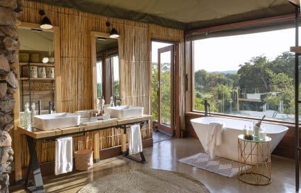 singita-faru-faru-lodge-bathroom