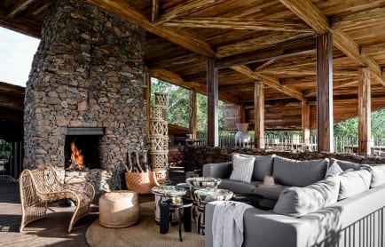 singita-faru-faru-lodge-fire-place