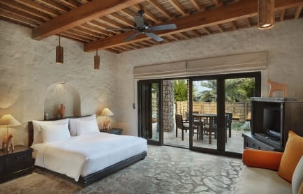 duplex_2-bedroom_pool_villa_ground_floor_master_bedroom_6843-a4