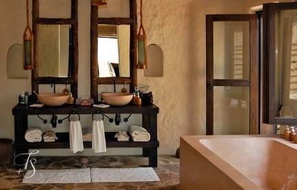 Bathroom. Six Senses Zighy Bay, Oman