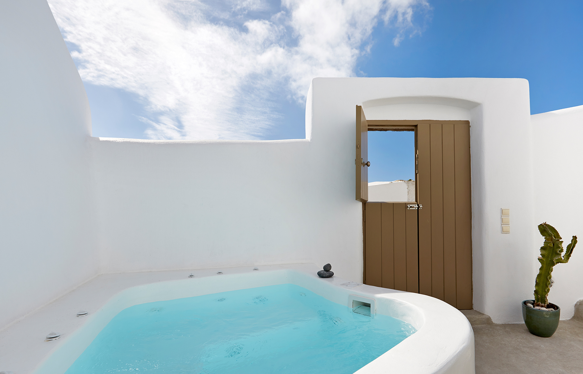 Small Architect\'s House Santorini, Greece • TravelPlusStyle.com