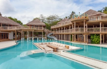 soneva_fushi_villa11_exterior2_by_sandro-bruecklmeier_909