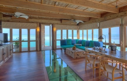 glm_private-reserve-entrance-living-room