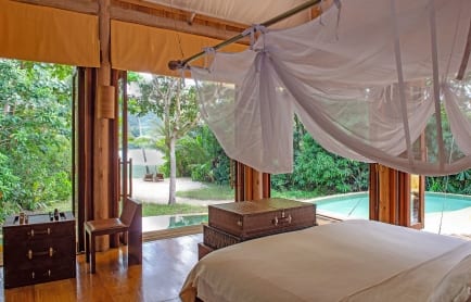 bedroom-beach-pool-villa-