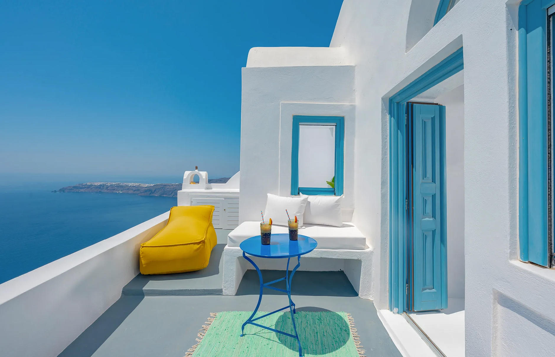 Heaven | Outdoor Jacuzzi Suite - Above Blue Suites Santorini, Greece | Book  Online